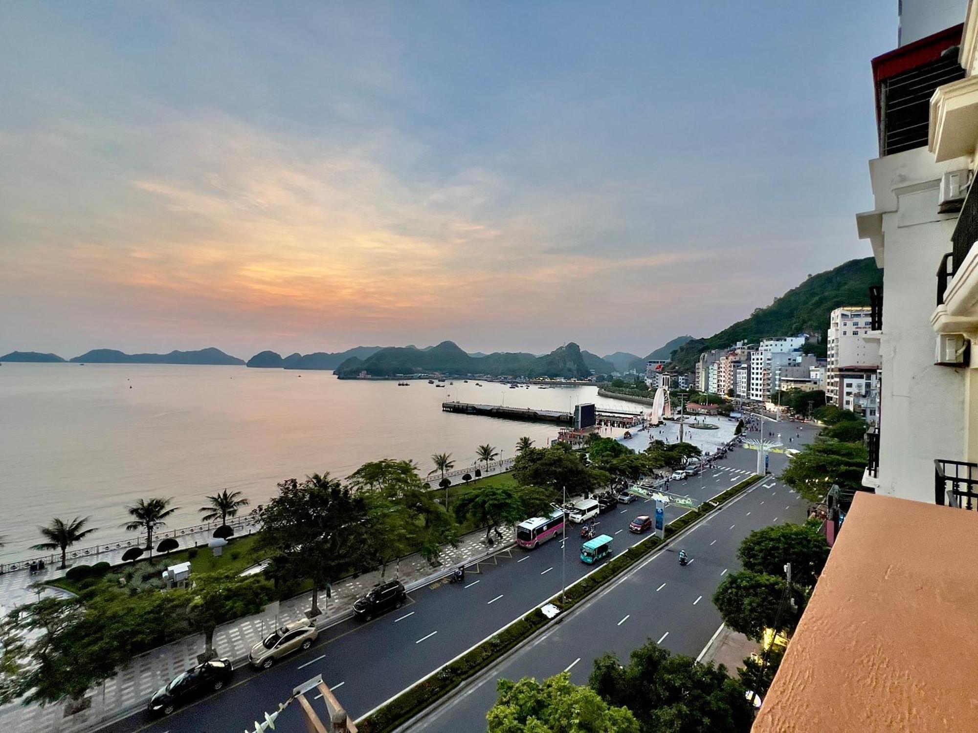 Manh Vuong Hotel Catba Dong Khe Sau ภายนอก รูปภาพ